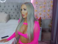 Cute face, princess attitude. I can be sweet, shy, and affectionate… until my spoiled side comes out. I love attention, playful banter, and people who can keep up with my energy.