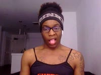 Adventurist, Exhibitionist and very chill Let