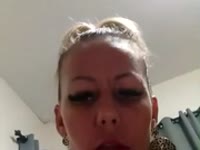 Je suis une femme très sexy sensuel ils pourront que passer un bon moment avec moi dans le partage puis dans la sexualité