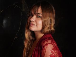 Charlot_Blonde