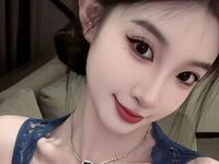 girl webcam ClaraElla