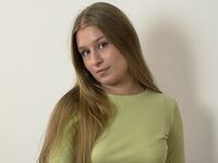 free live webcam chat DaphneKinsky