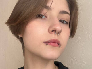 kinky webcam photo EssieAcheampong