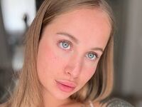 fingering webcam girl MickyBlush