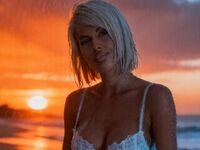 fingering girl webcam  SalmaRoze