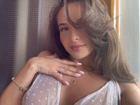 camslut fingering shaved pussy SophiaWhit