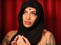 naughty camgirl masturbating LuciaLyone