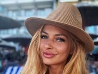 striptease cam RonieParker