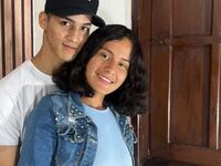 free webcam chatroom CnadyAndOliver