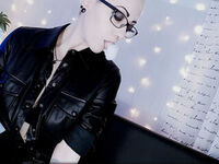 camgirl bdsm webcam LeslieEden