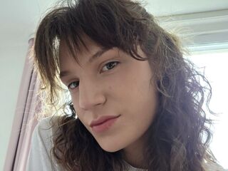 girl cam AguedaBuzzeo