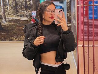 camslut naked AkiraFlorez