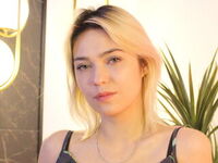 camgirl webcam sex pic AlysiaBennet