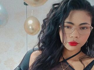 live webcam performer AmmyWilsonn