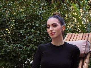 camslut fingering wet pussy AmyReeves