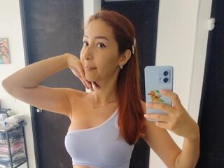 nude gamgirl AriaRowan