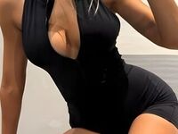 live strip tease show ArianaSloan