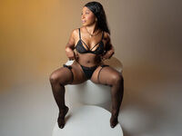 cam girl playing with dildo ArieRoyce