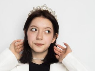 shower ArielleTewell