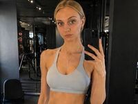 hot cam girl fingering BeckieGuerro