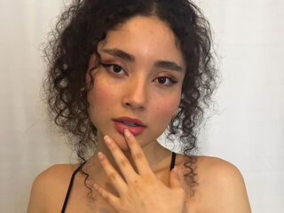 voyeur web cam BellaVuitton