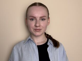 sexy cam girl picture BettyannGrenon