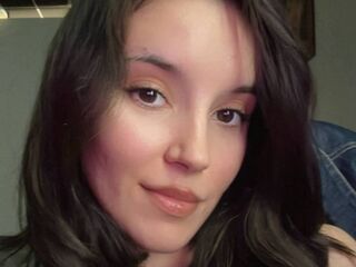 camwhore masturbating with sextoy BirdieBirchett