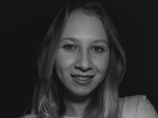 fingering camgirl picture BlanchTrotz