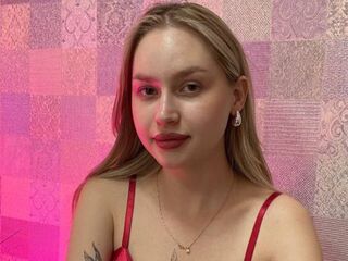 naked webcam girl picture CarolineCoxy