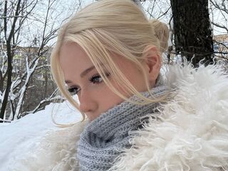 webcam strip tease show CatheyHolien