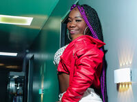 girl chat room CharllotteBrown