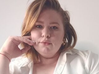 girl webcam naked ChloeThru