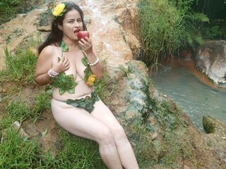 naked cam girl picture CrystalLara