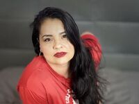 naked webcam girl fingering DanikaDaniels