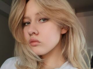 beautiful camgirl DennyDucote