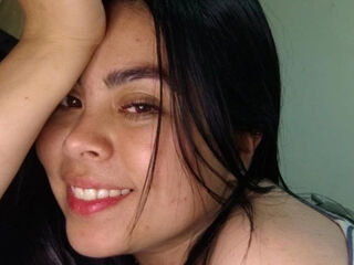 naughty cam girl fingering shaved pussy DixieMichel