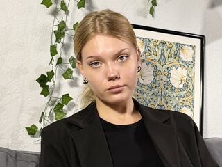 kinky webcam photo DonellaAndra