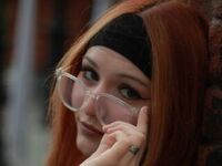 naked cam live EmeraldClyatt