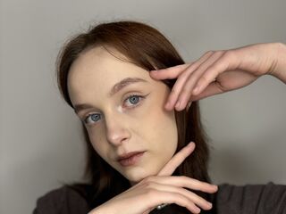 cam girl fingering ErmaSpillman