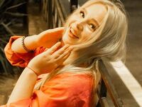 cam girl masturbating with vibrator EstellaLugabihl