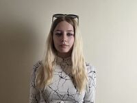 camwhore masturbating with vibrator EvelynReynaga