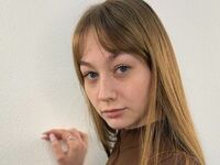 naked webcam girl EvelyneKoutras