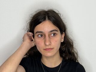 jasmin porn cam FondaYarbro