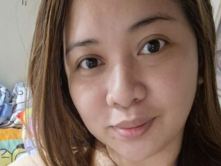 cam whore HannaNewell