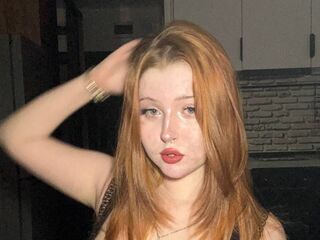 live webcam performer HildeTobia