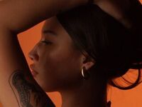 live webcam performer ImogeneCromuel