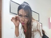 naughty cam girl fingering shaved pussy JessieRose