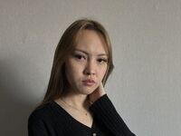 hot cam girl masturbating with vibrator KatrinaMogle