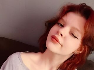 camgirl porn web cam KiraCurt