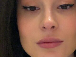 nude cam picture KrystinTuchman